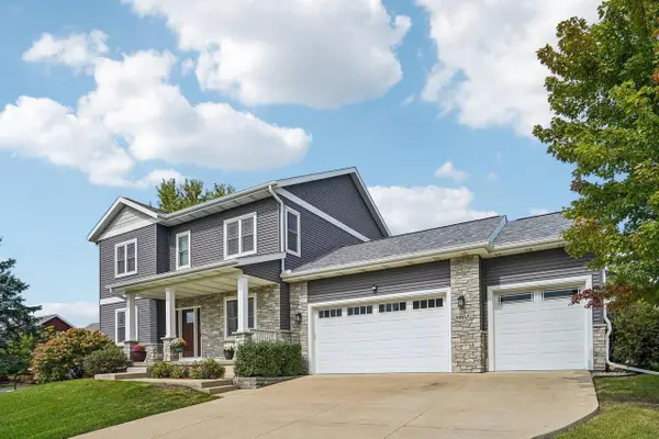 9902 Peach Leaf Lane, Middleton, WI 53562