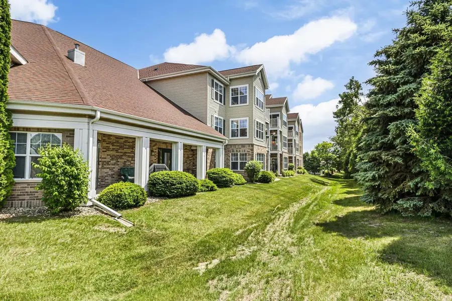 6833 Parkside Circle, Windsor, WI 53532 - #3