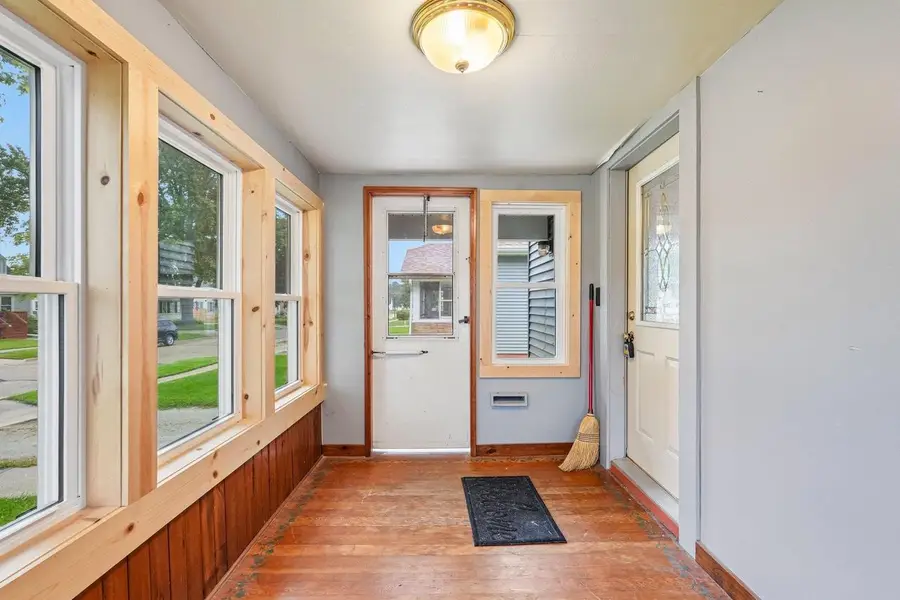 606 Cochrane Street, Waupun, WI 53963 - #3
