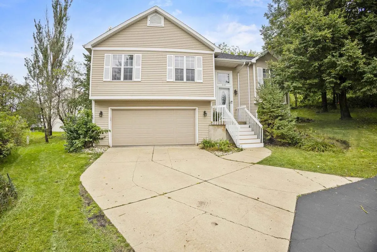 5157 RIDGE OAK Drive, Madison, WI 53704 - #1