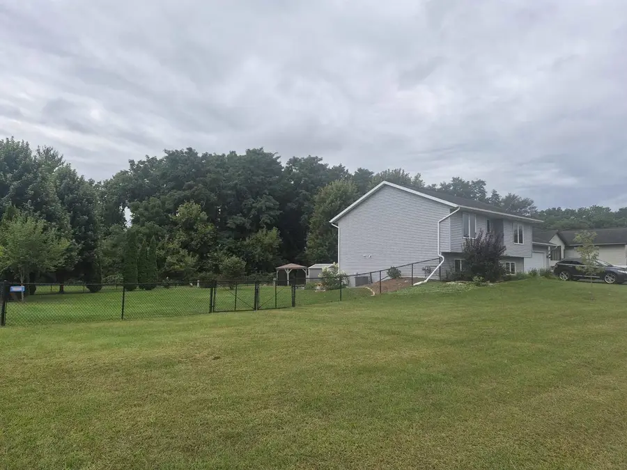 2104 Roosevelt Avenue, Beloit, WI 53511 - #2