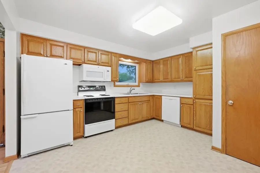 607 Hillcrest Drive, Oregon, WI 53575 - #2