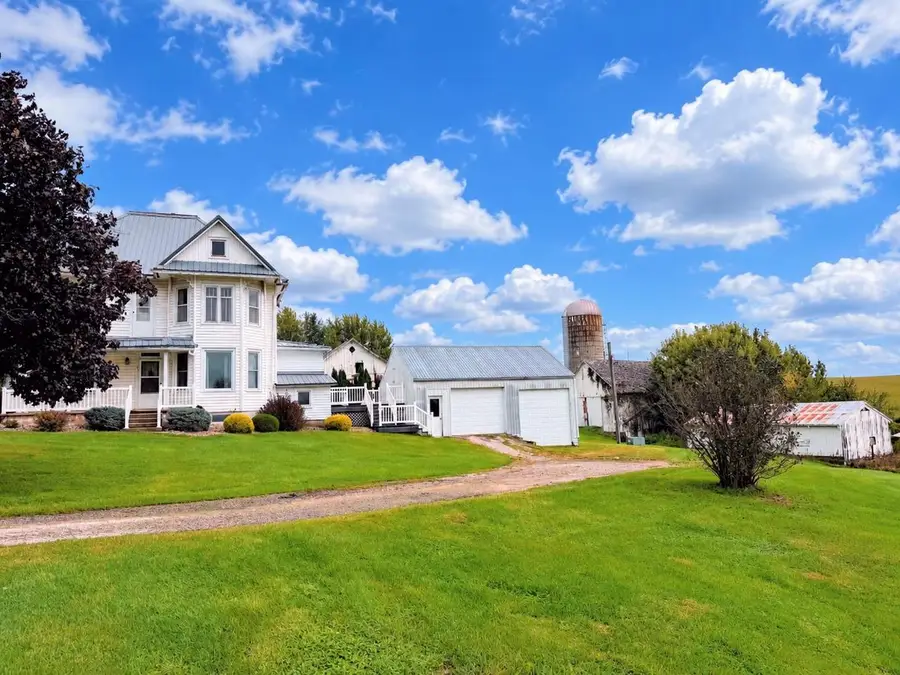 101 Truman Street, Luana, IA 52146 - #2