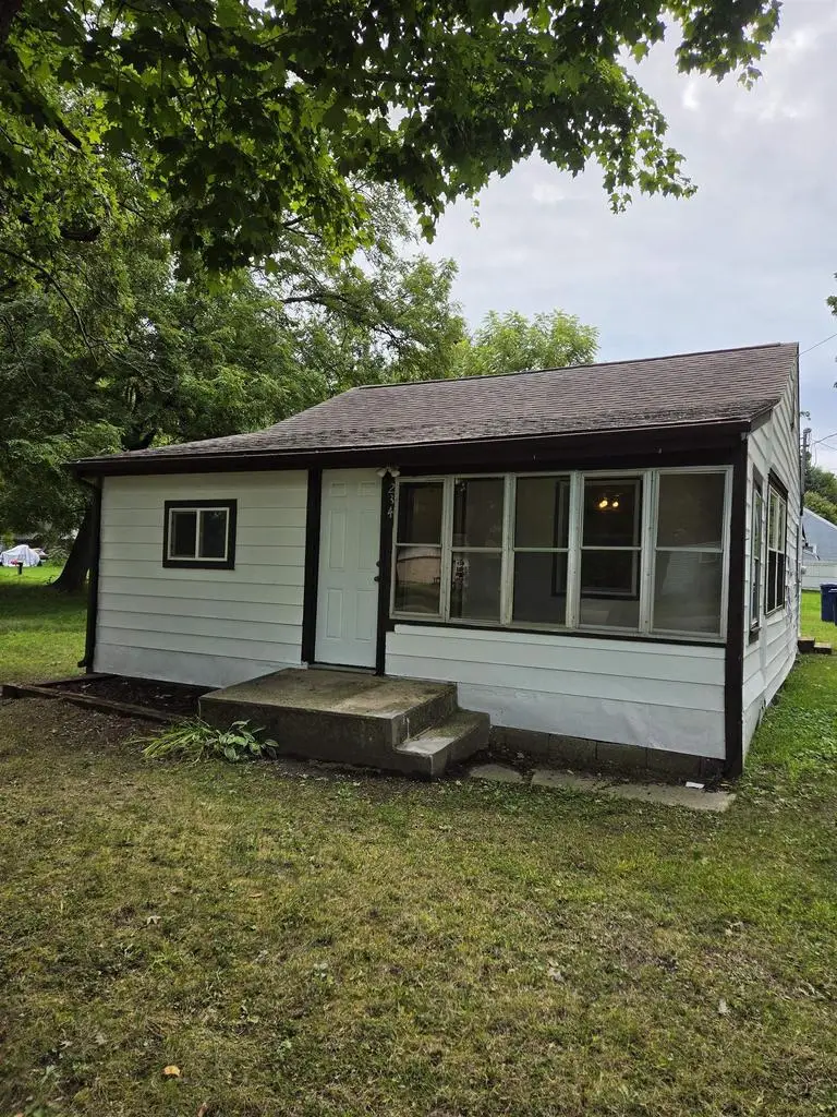 234 E South Avenue, Beloit, WI 53511 - #1