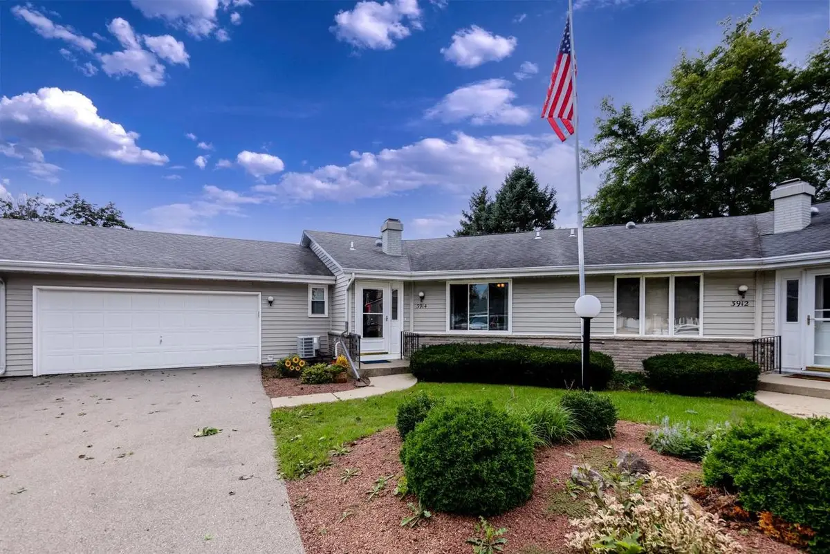 3914 E Milwaukee Street, Janesville, WI 53546 - #1