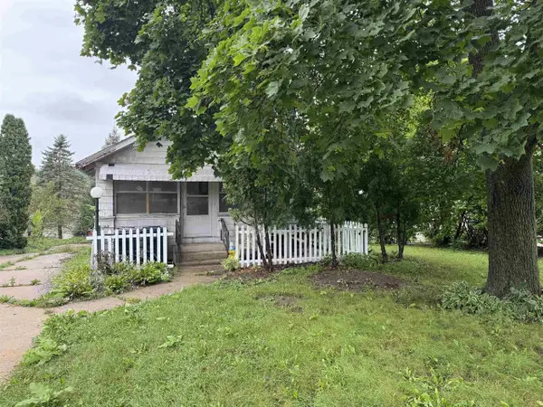 1275 N Parker Drive, Janesville, WI 53545