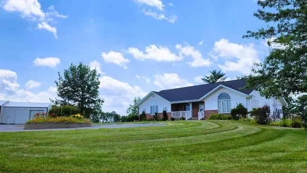 11056 Center Road, Durand, IL 61024