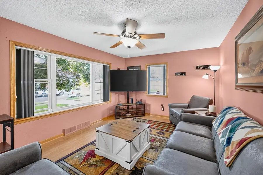 713 Powers Avenue, Madison, WI 53714 - #3