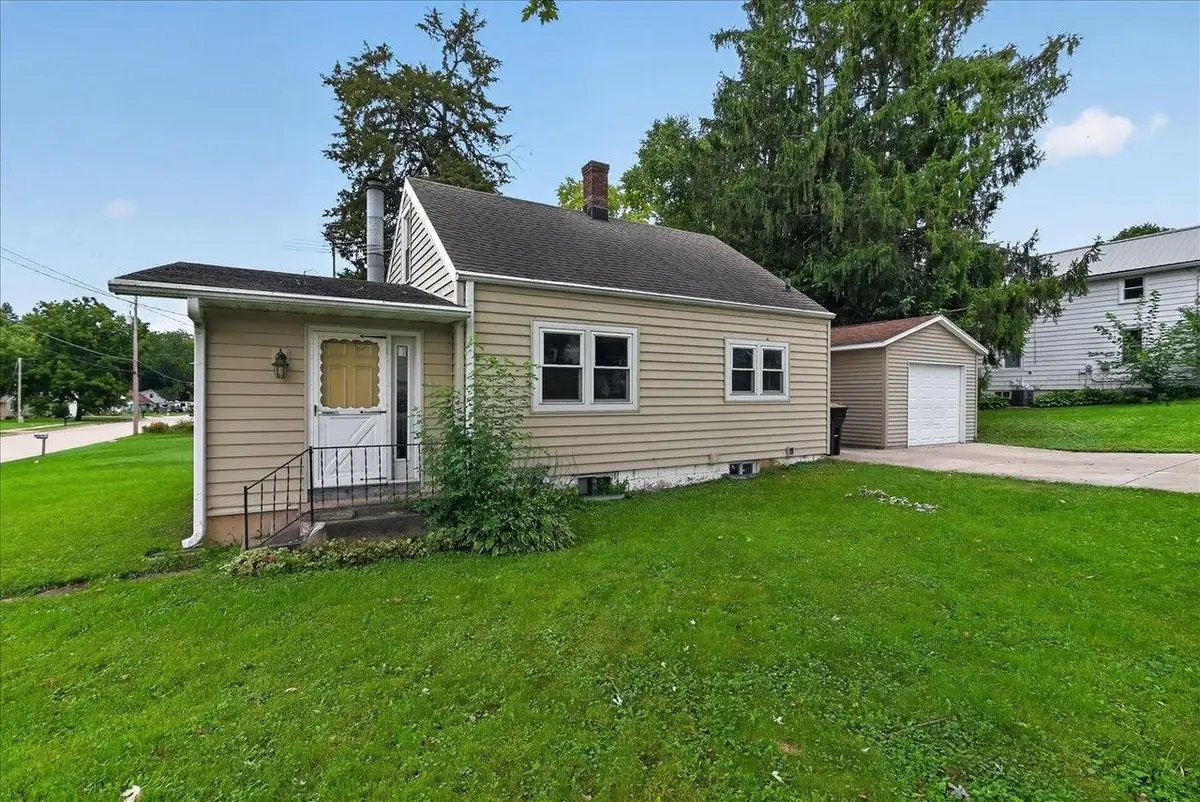 301 N Stevenson Street, Deforest, WI 53598 - #1
