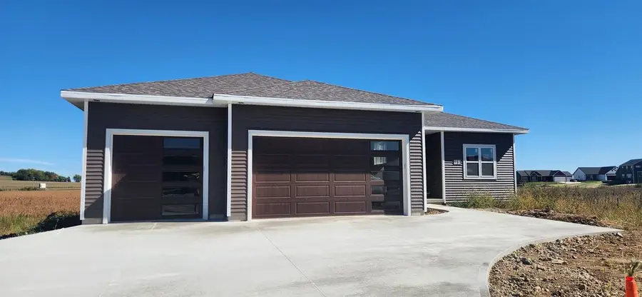 981 Bell Circle, Arlington, WI 53911 - #2