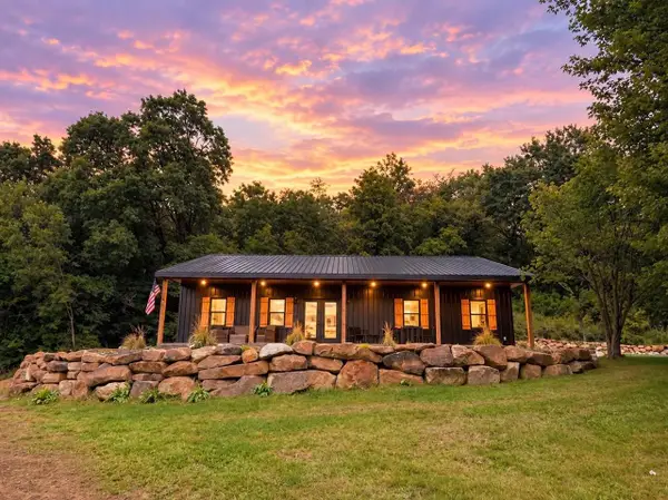 28625 Sorrel Lane, Wauzeka, WI 53826