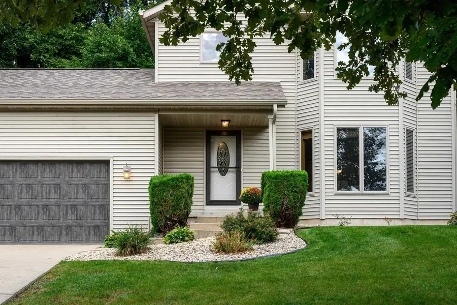 213 Yarrow Hill Drive, Cottage Grove, WI 53527 - #2