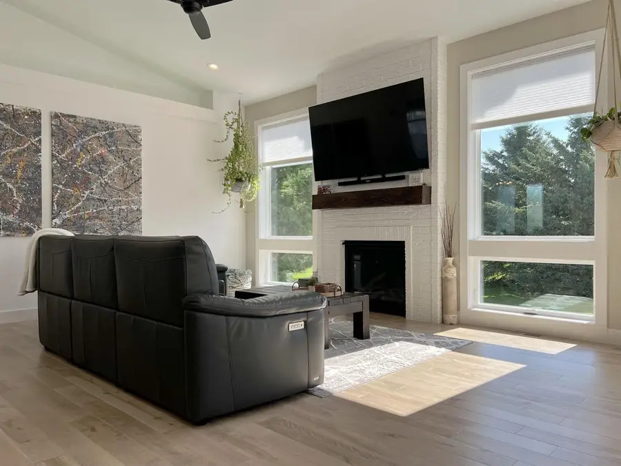 6624 Covered Bridge Trail, Sun Prairie, WI 53590 - #3