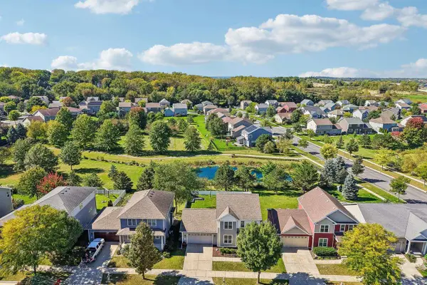 4610 Secret Garden Drive, Mcfarland, WI 53558