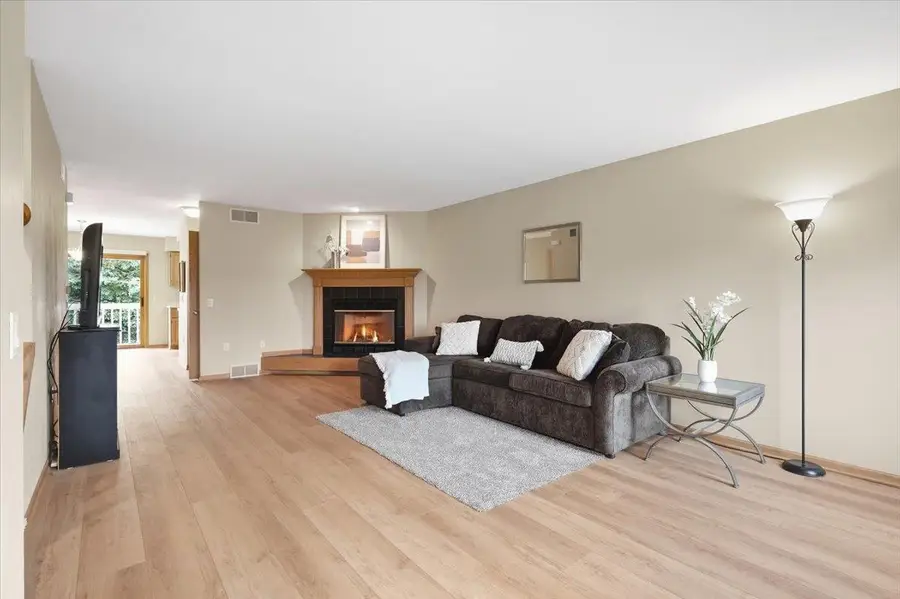 3222 Dorchester Way, Madison, WI 53719 - #2