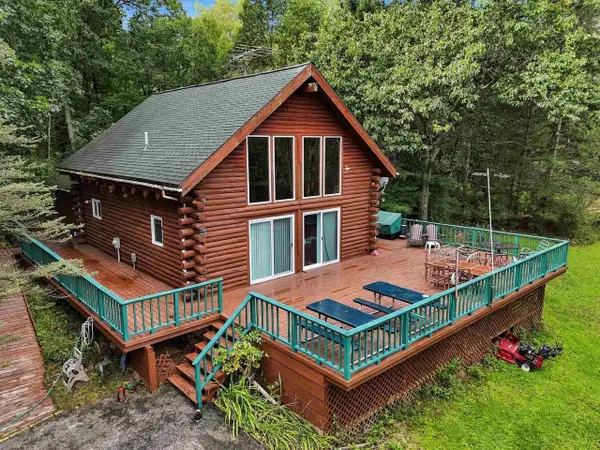373 Fish Court, Oxford, WI 53952