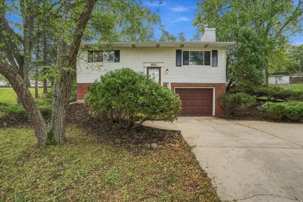 2621 Mission Circle, Madison, WI 53713