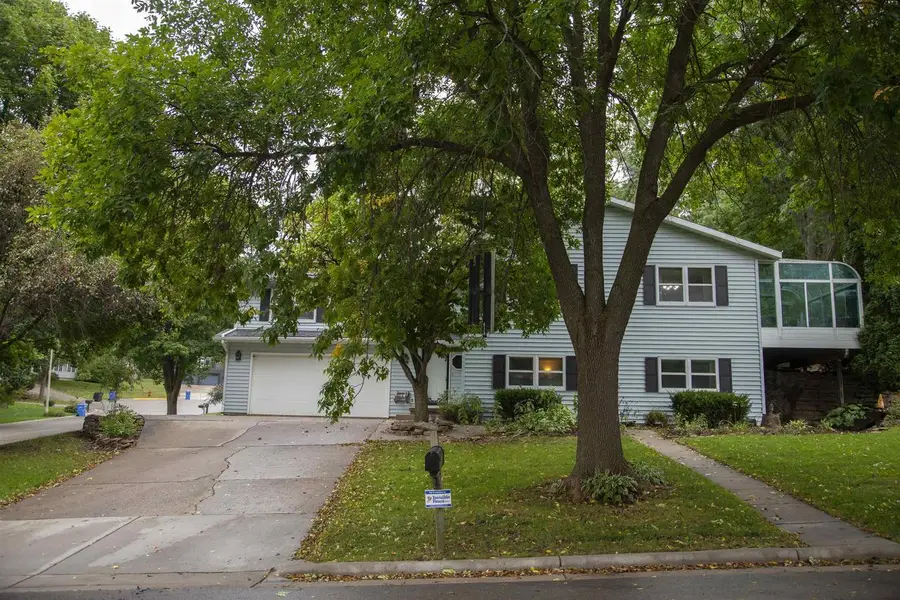 400 Oak Valley Road, Mount Horeb, WI 53572 - #2