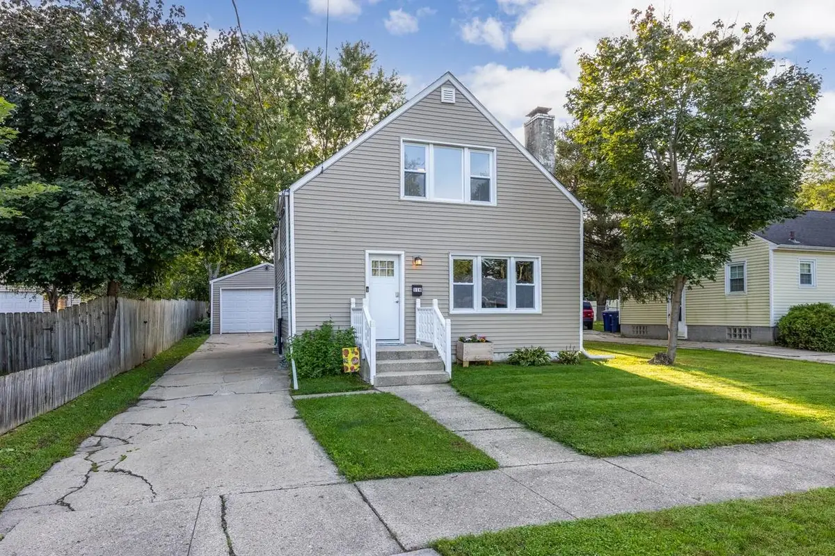 116 N Pine Street, Janesville, WI 53548 - #1