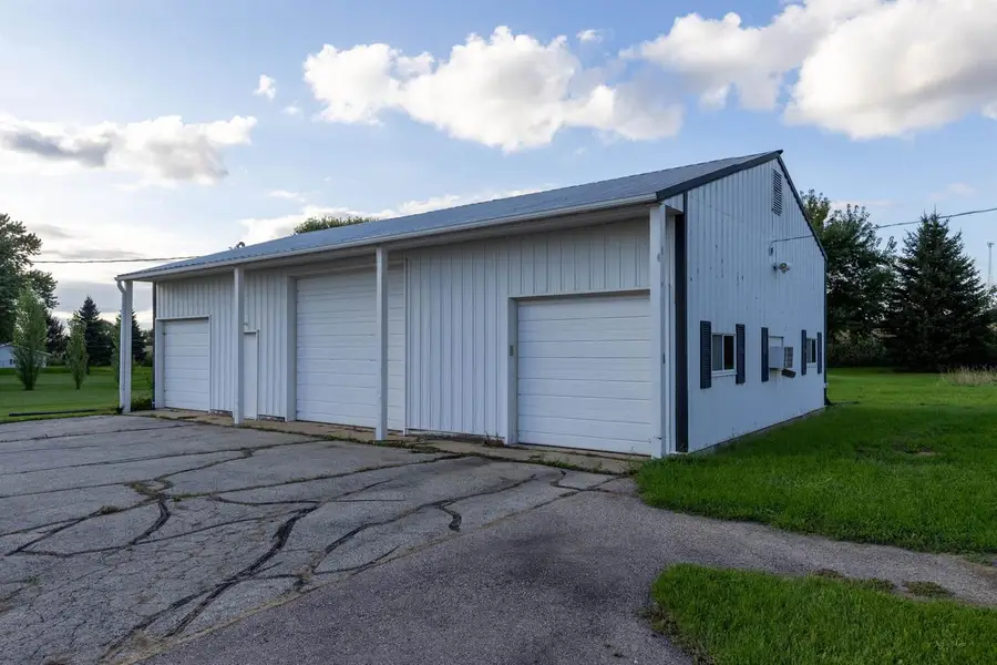 3720 W County A Road, Janesville, WI 53548 - #2