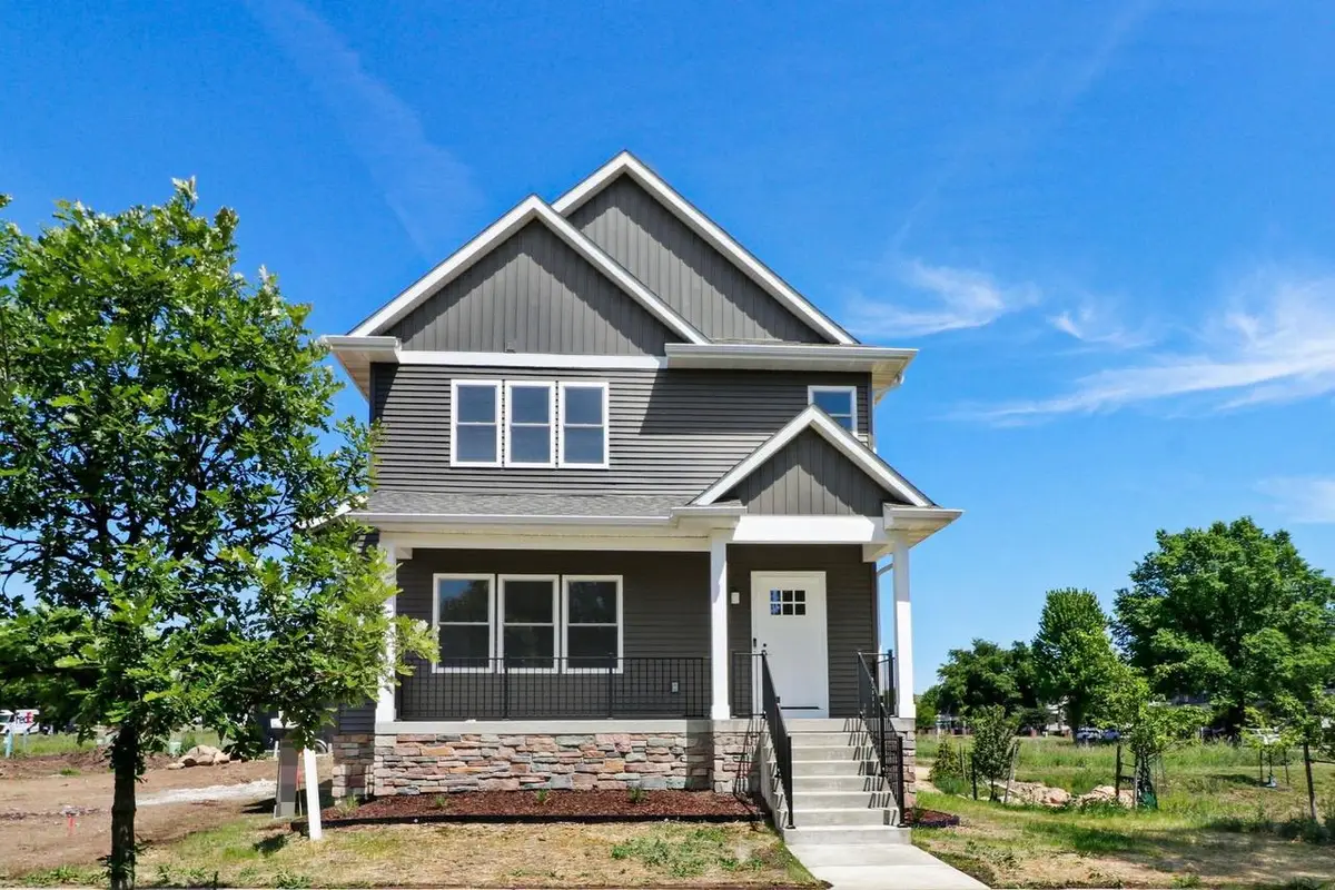 2810 Big Bluestem Parkway, Fitchburg, WI 53711 - #1