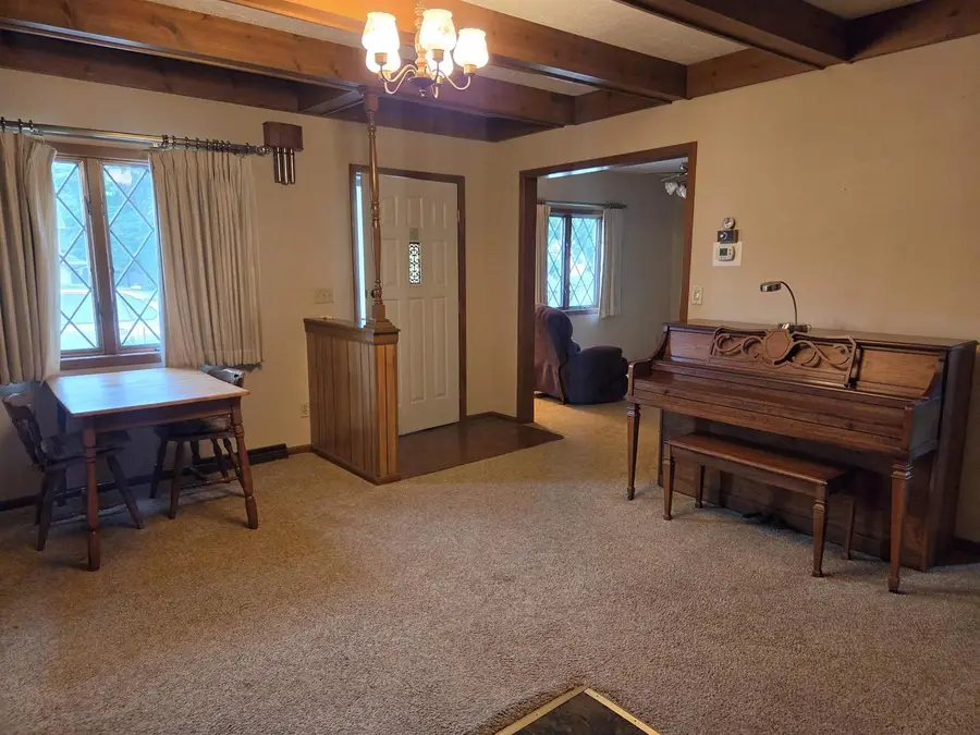 302 Maple Avenue, Clinton, WI 53525 - #3