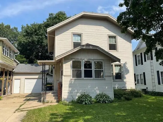 1610 17th Avenue, Monroe, WI 53566 - #1