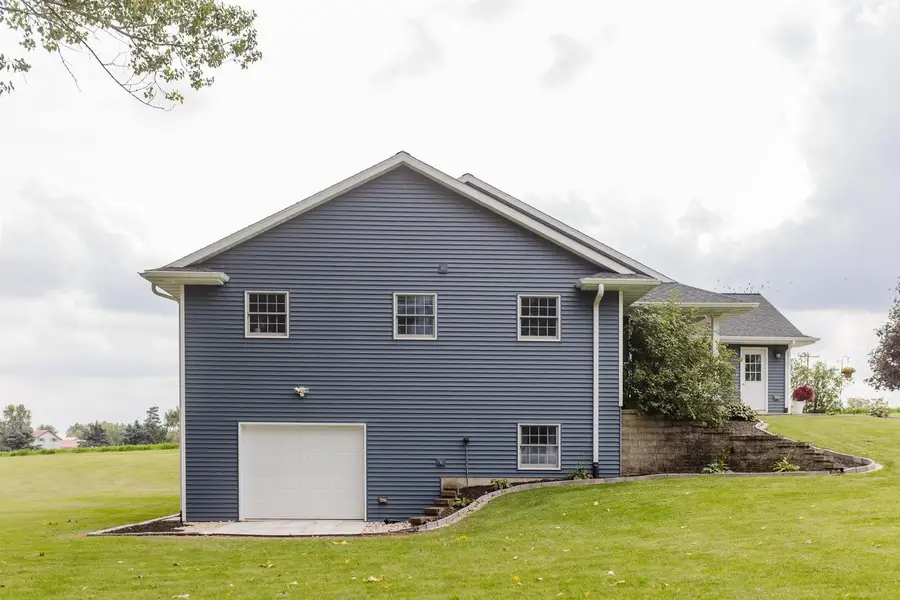 6214 Highway 61 & 35, Potosi, WI 53820 - #3