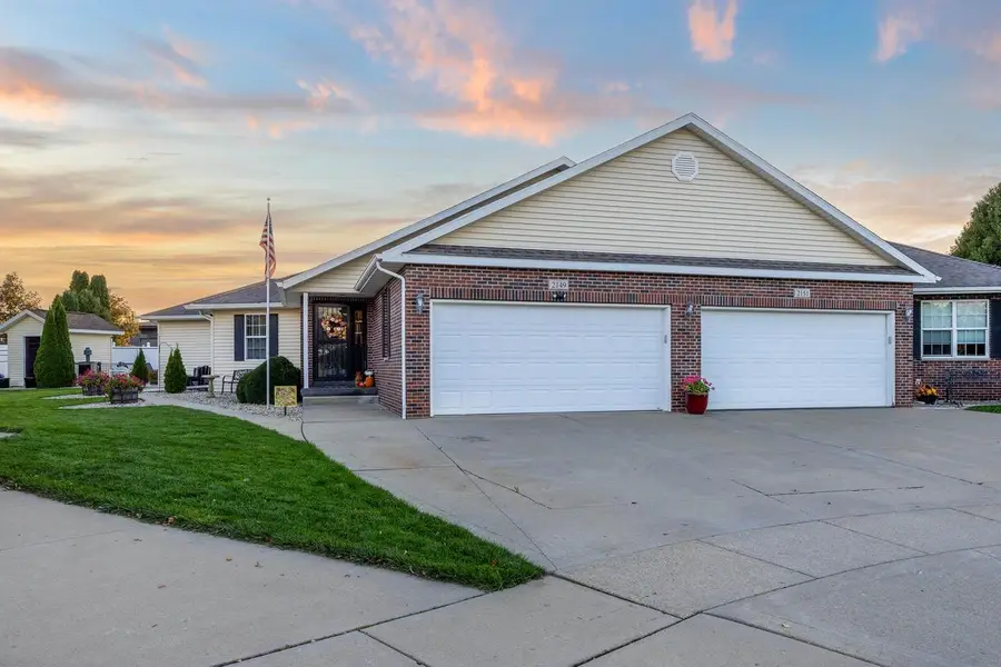 2149 Blue Heron Court, Stoughton, WI 53589 - #2