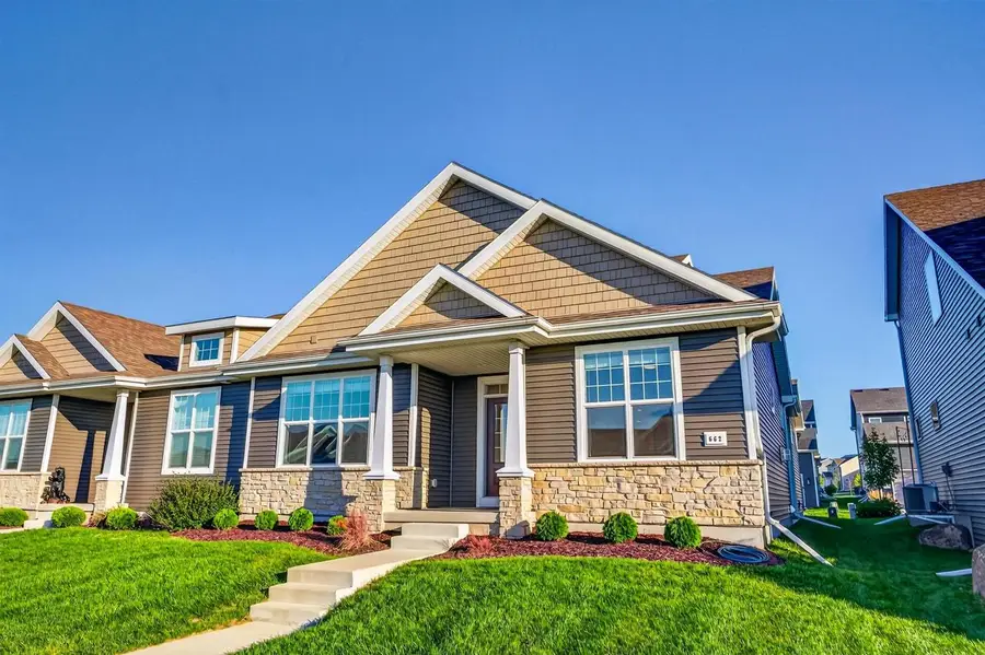 662 Hillcrest Drive, Waunakee, WI 53597 - #3