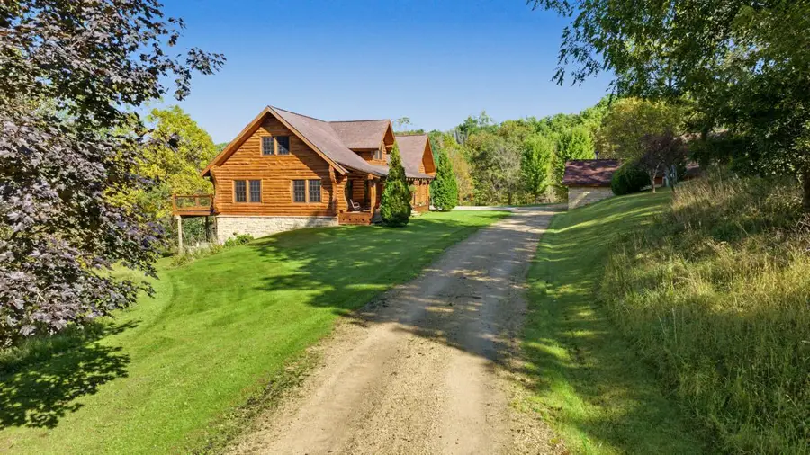 9854 US Hwy 18, Mount Hope, WI 53816 - #2