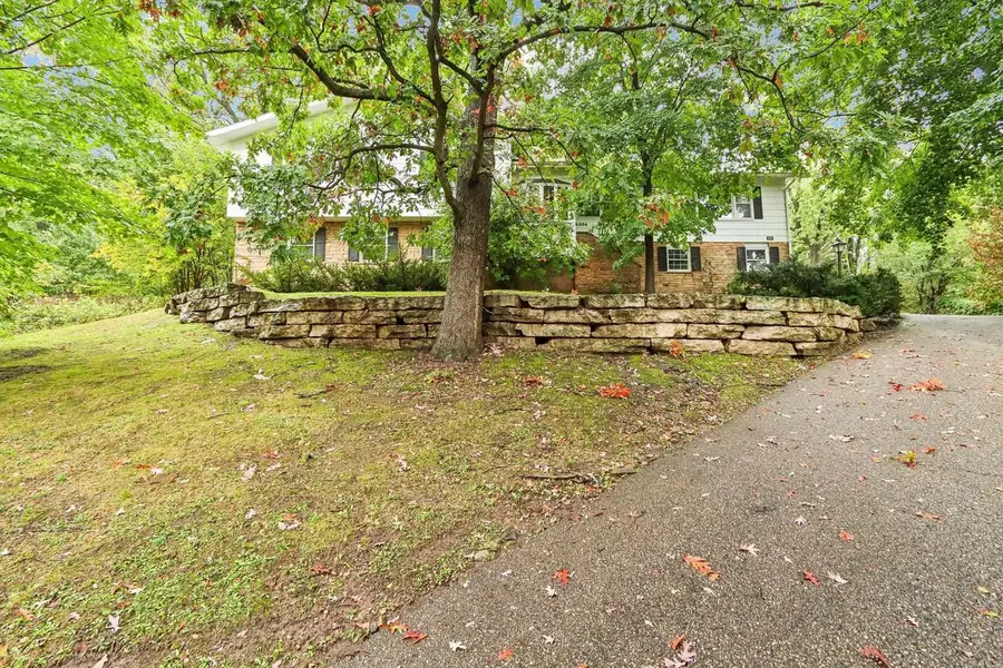 6006 Greentree Road, Madison, WI 53711 - #2