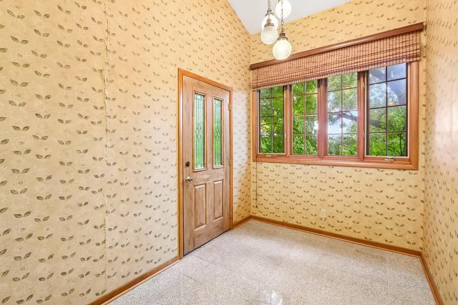 6006 Greentree Road, Madison, WI 53711 - #3