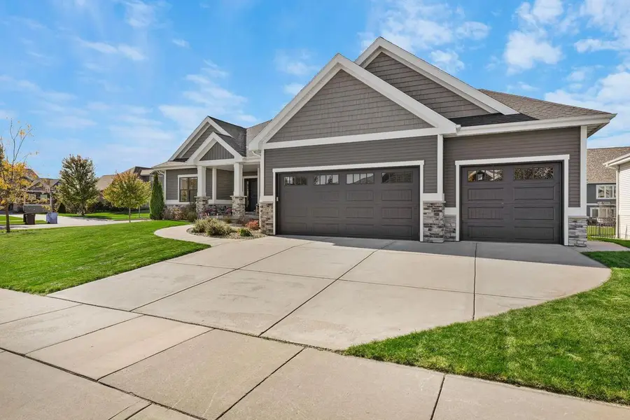 801 Ronald Overlook, Waunakee, WI 53597 - #2