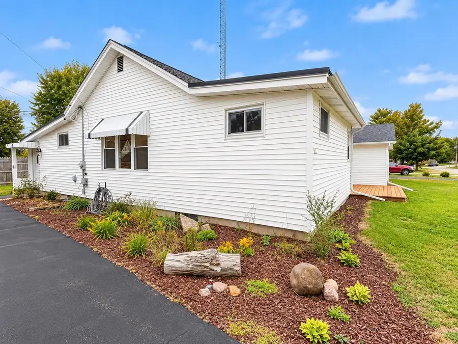 471 N Fulton Street, Princeton, WI 54968 - #2