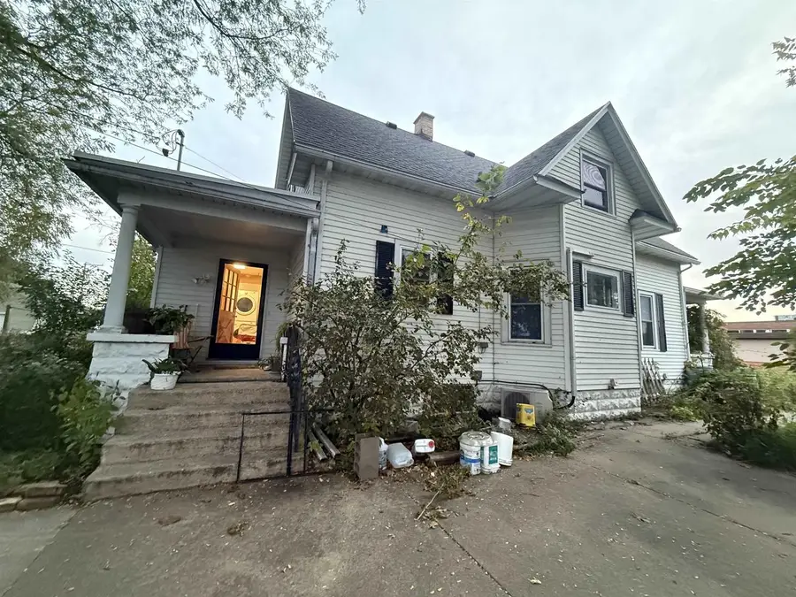 409 S Wacouta Avenue, Prairie Du Chien, WI 53821 - #2