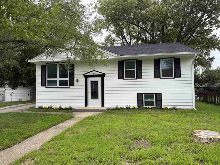 2043 Linway Drive, Beloit, WI 53511 - #2