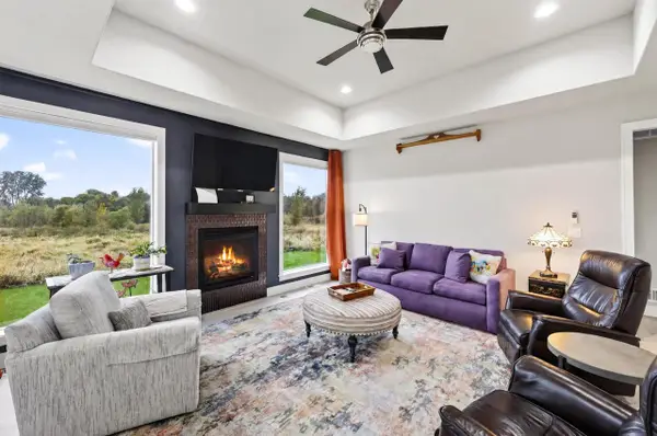 142 N Legacy Way, Sun Prairie, WI 53590