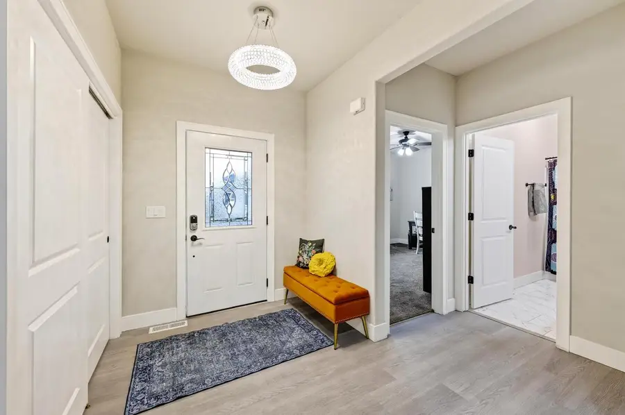 142 N Legacy Way, Sun Prairie, WI 53590 - #3