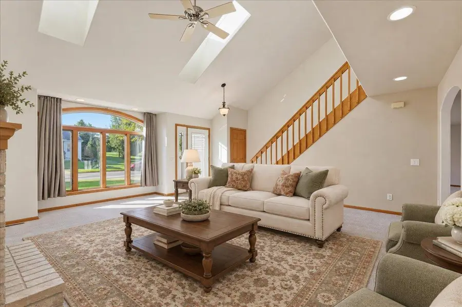 3154 Bull Run, Sun Prairie, WI 53590 - #3