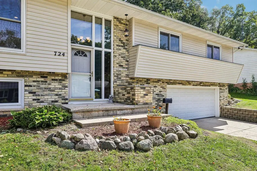 724 Cloute Street, Fort Atkinson, WI 53538 - #2