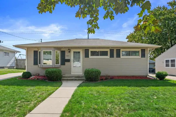 1623 Birch Drive, Waukesha, WI 53188