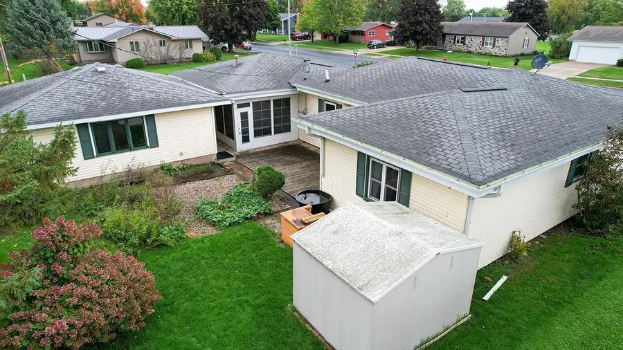 905 East Avenue, Tomah, WI 54660 - #2