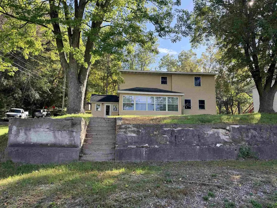587 N Walnut Street, Richland Center, WI 53581 - #3