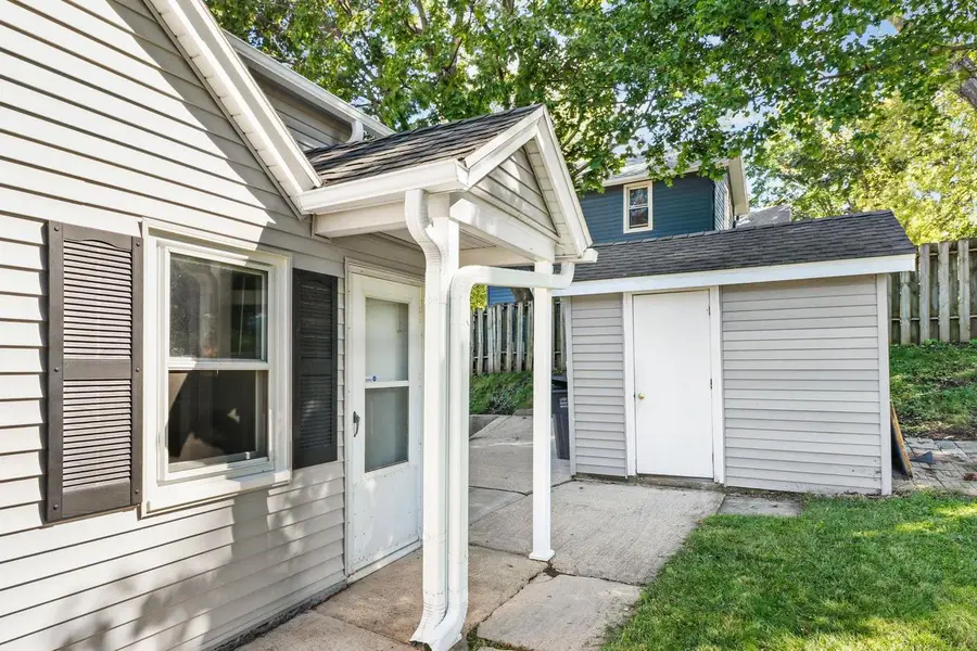 225 Hillside Avenue, Stoughton, WI 53589 - #3