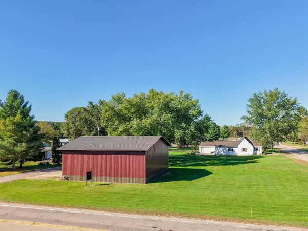 137 W Exchange Street, Lone Rock, WI 53556