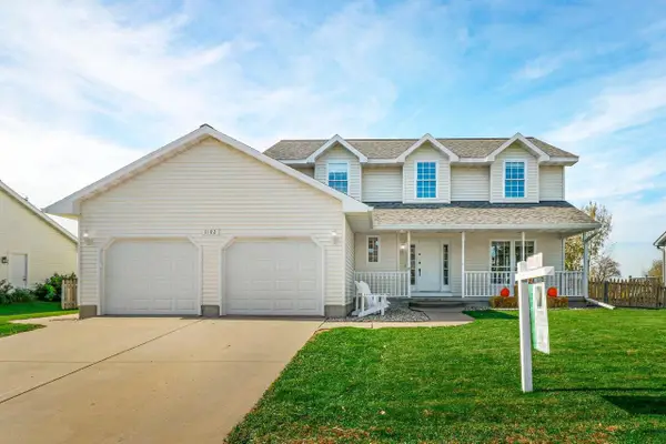 1102 N Fairbrook Drive, Waunakee, WI 53597