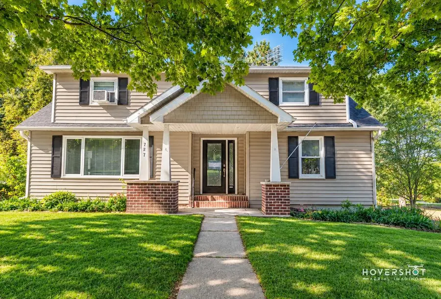 727 Myrtle Street, Reedsburg, WI 53959 - #2