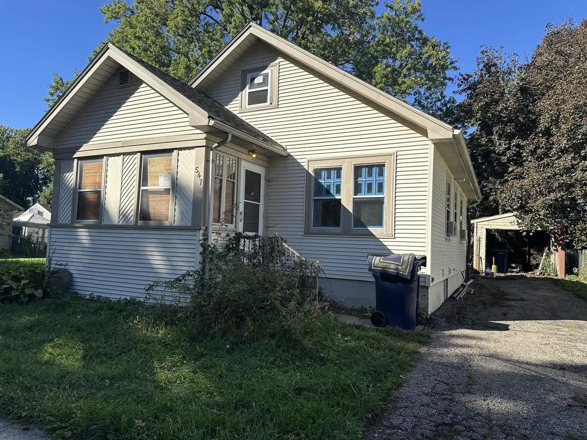 547 N Walnut Street, Janesville, WI 53548 - #1