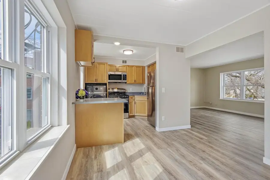 24 Sherman Terrace #6, Madison, WI 53704 - #3